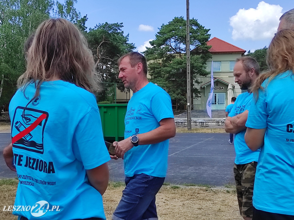 Czyszczenie Jeziora Dominickiego