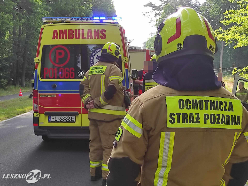 Zderzenie trzech aut w Nowym Świecie