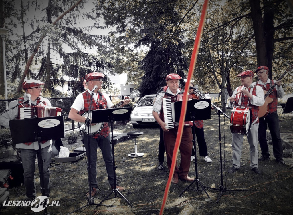 Powitanie lata w Domu Seniora w Lesznie