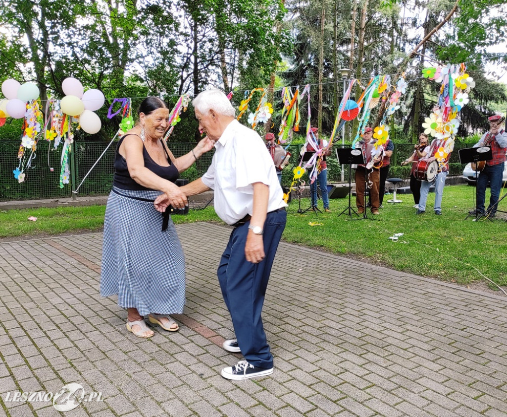 Powitanie lata w Domu Seniora w Lesznie