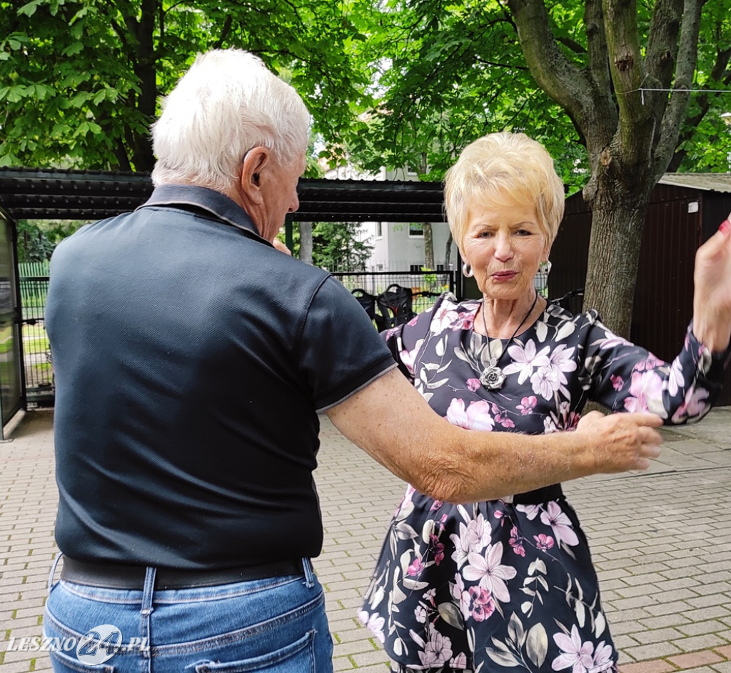 Powitanie lata w Domu Seniora w Lesznie