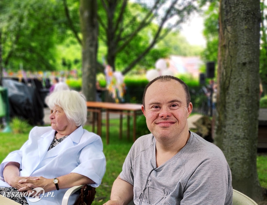 Powitanie lata w Domu Seniora w Lesznie