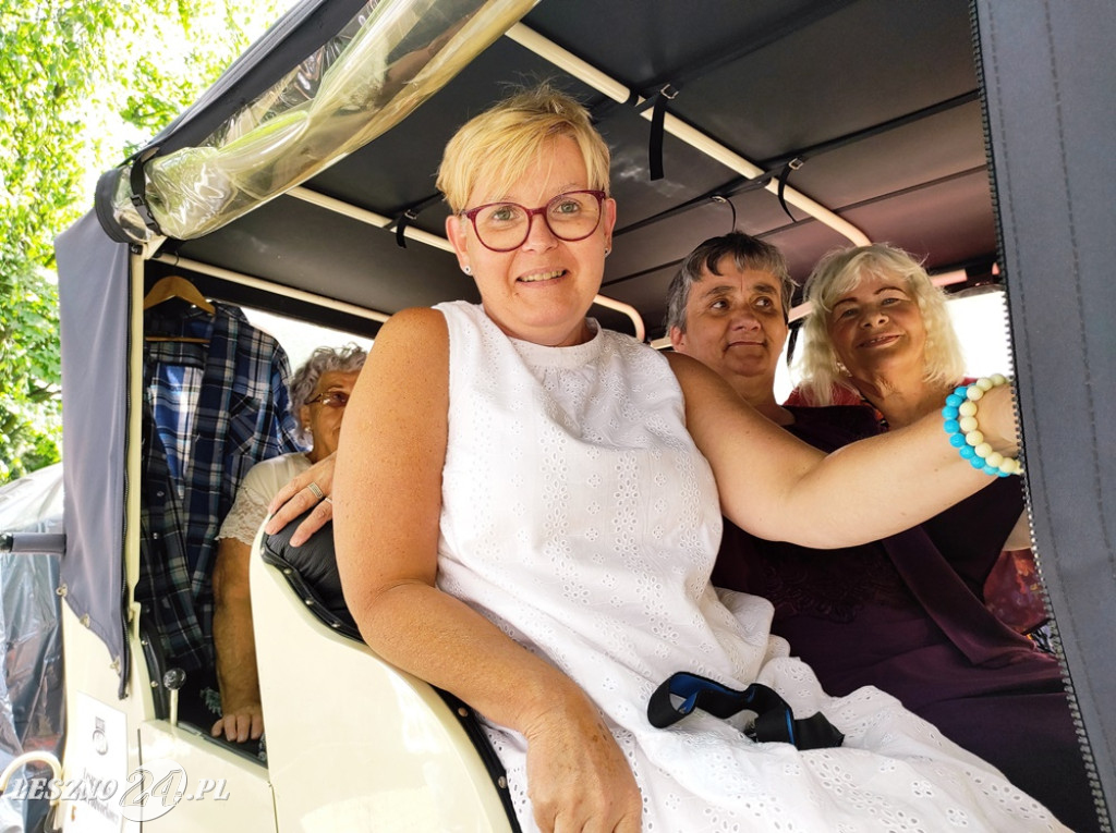 Powitanie lata w Domu Seniora w Lesznie