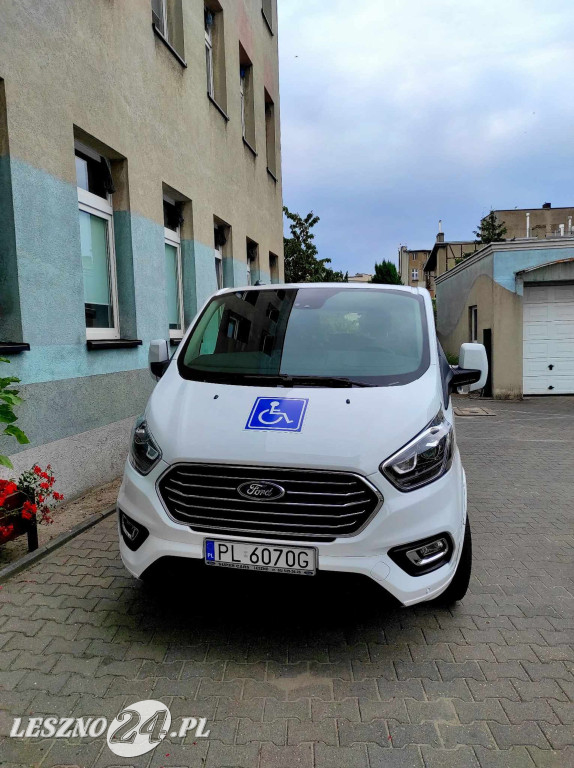 Samochód dla ŚDS w Lesznie