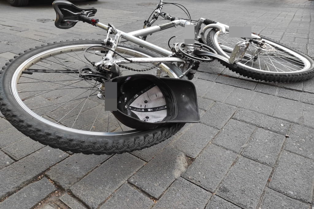 Potrącenie rowerzysty w Lesznie