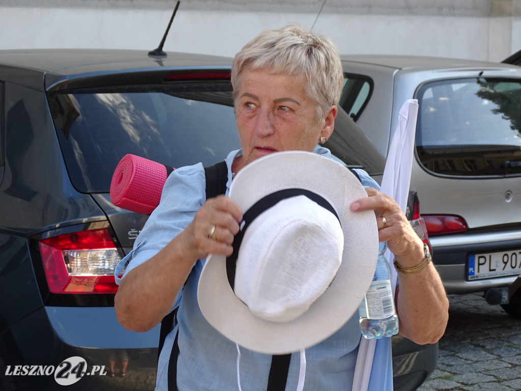 Grupa z Leszna wyruszyła na pielgrzymkę
