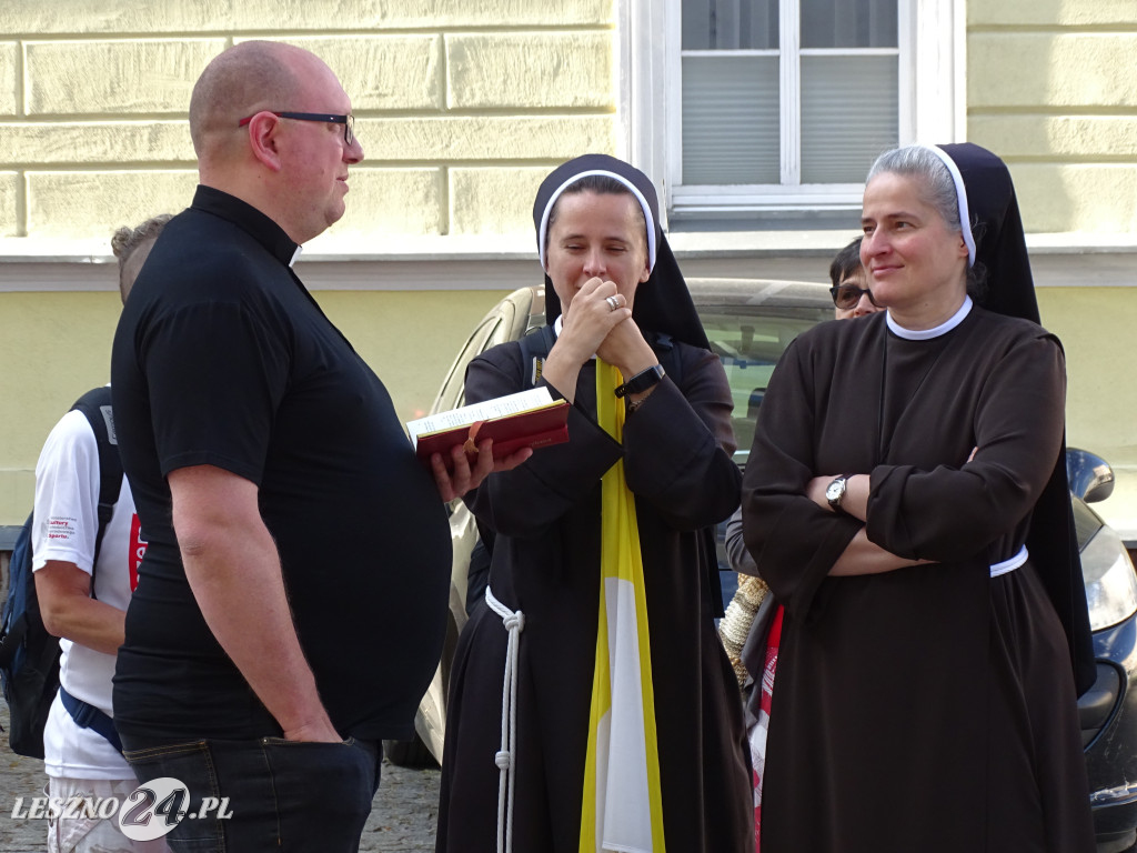Grupa z Leszna wyruszyła na pielgrzymkę