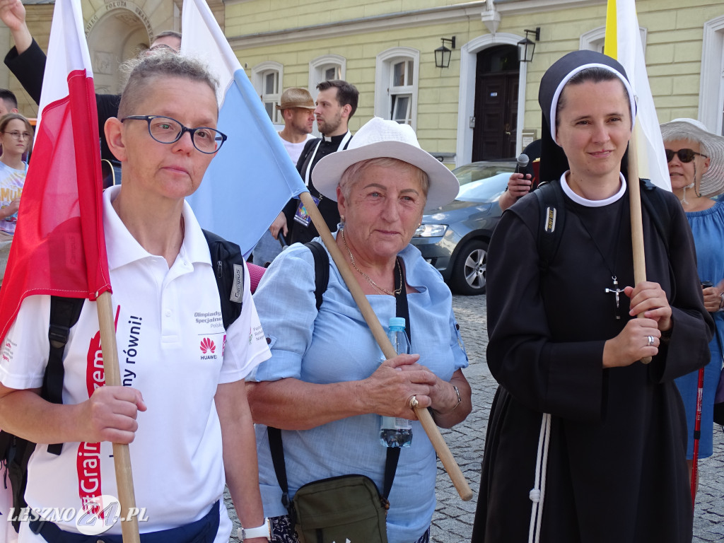 Grupa z Leszna wyruszyła na pielgrzymkę