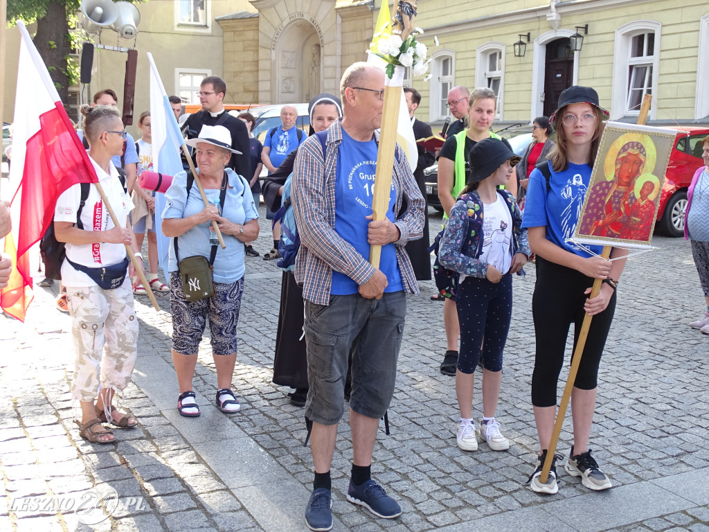 Grupa z Leszna wyruszyła na pielgrzymkę