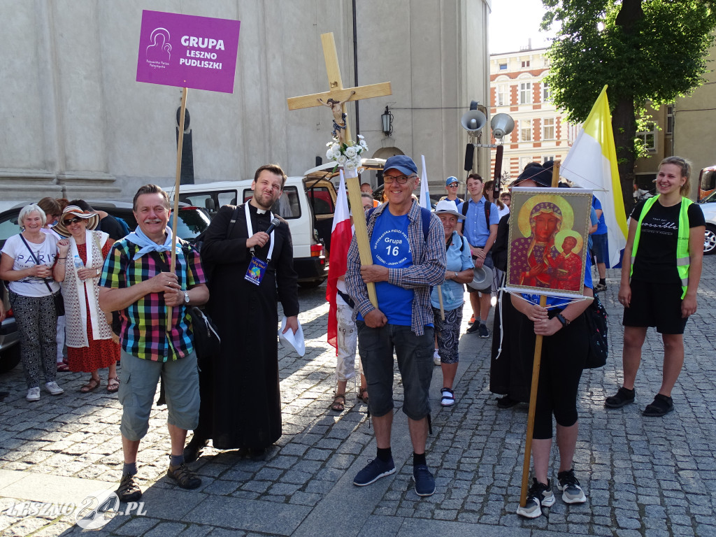 Grupa z Leszna wyruszyła na pielgrzymkę