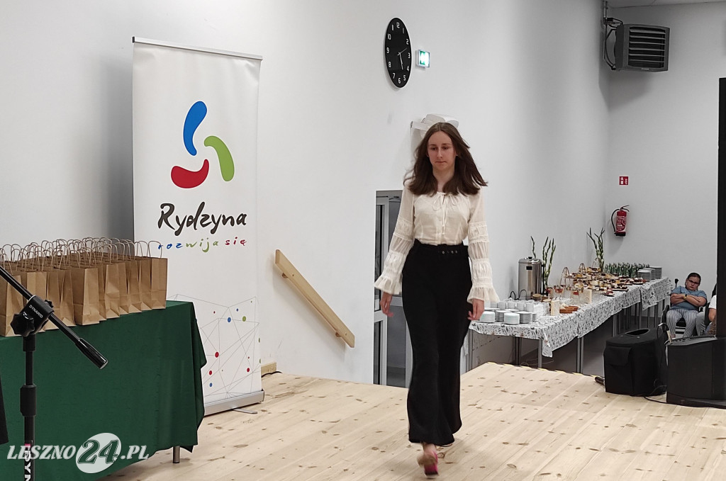 Stypendia burmistrza Rydzyny wręczone