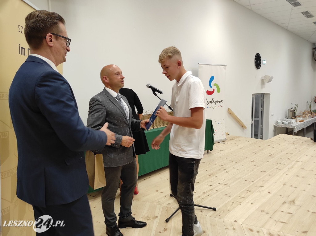 Stypendia burmistrza Rydzyny wręczone