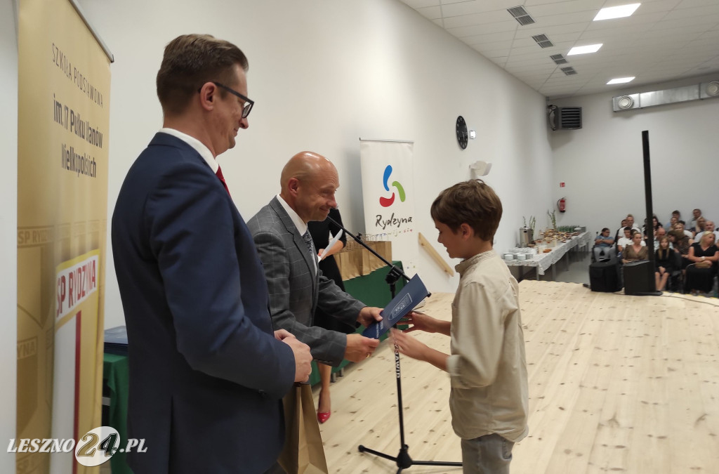 Stypendia burmistrza Rydzyny wręczone