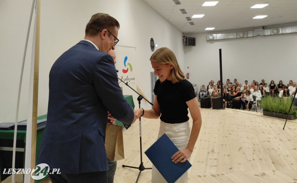 Stypendia burmistrza Rydzyny wręczone