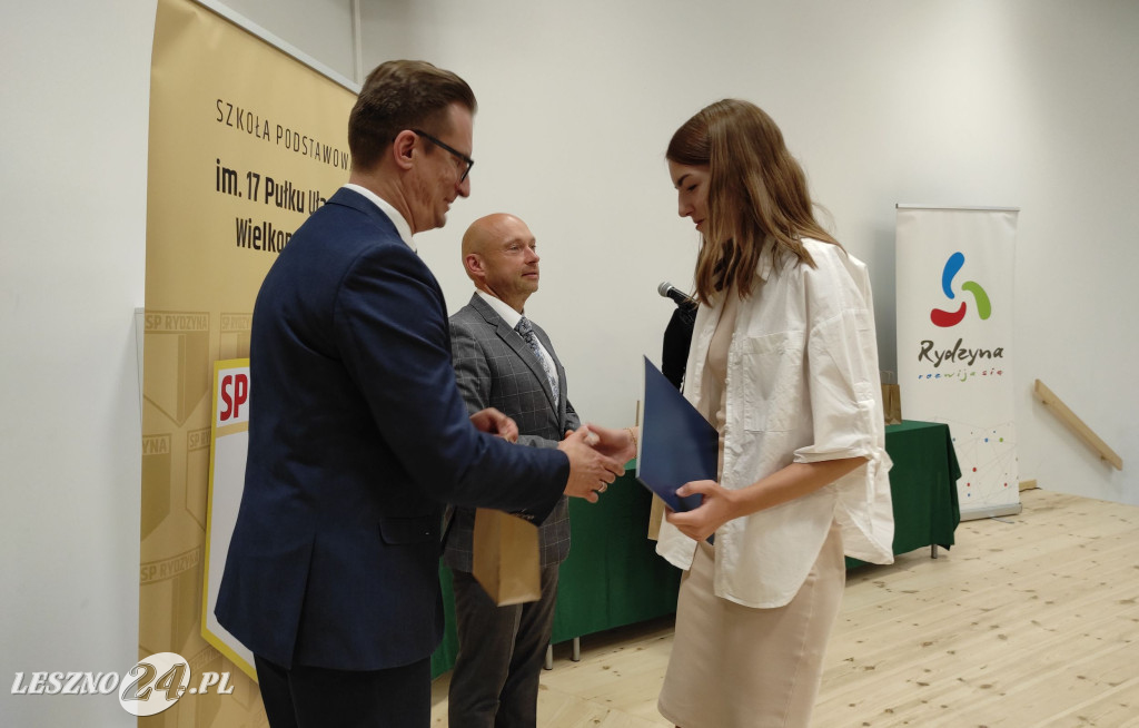 Stypendia burmistrza Rydzyny wręczone