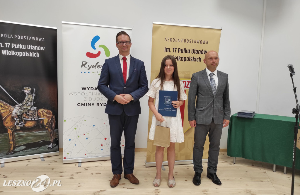 Stypendia burmistrza Rydzyny wręczone