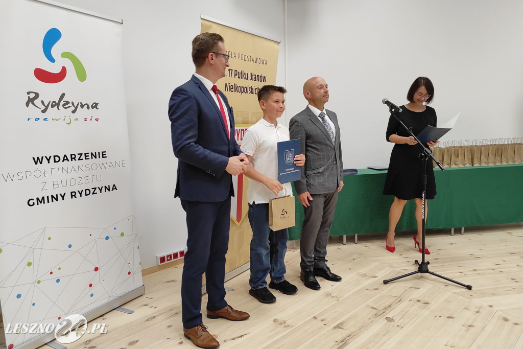 Stypendia burmistrza Rydzyny wręczone