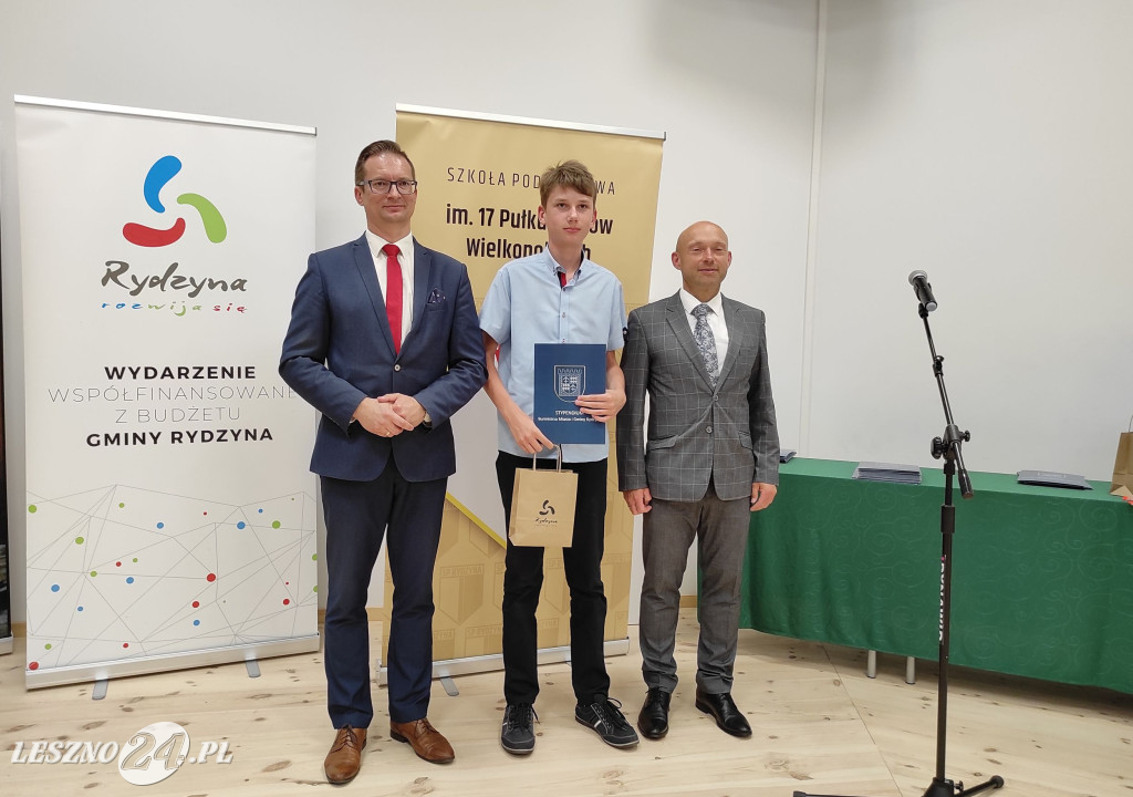 Stypendia burmistrza Rydzyny wręczone