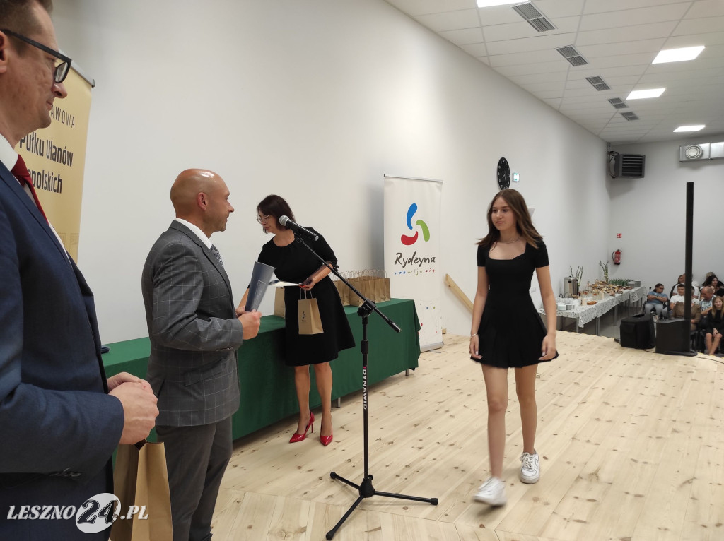 Stypendia burmistrza Rydzyny wręczone