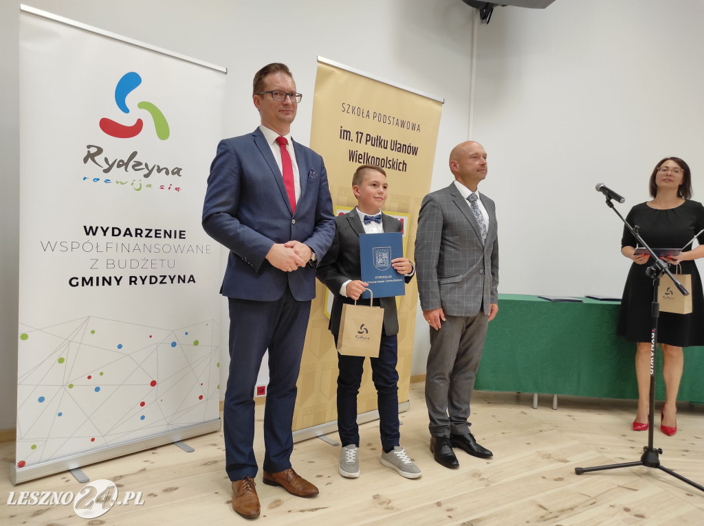 Stypendia burmistrza Rydzyny wręczone