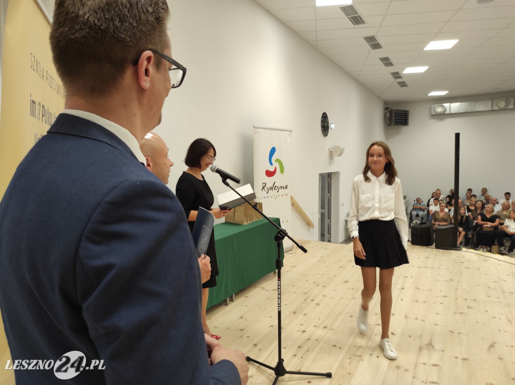 Stypendia burmistrza Rydzyny wręczone