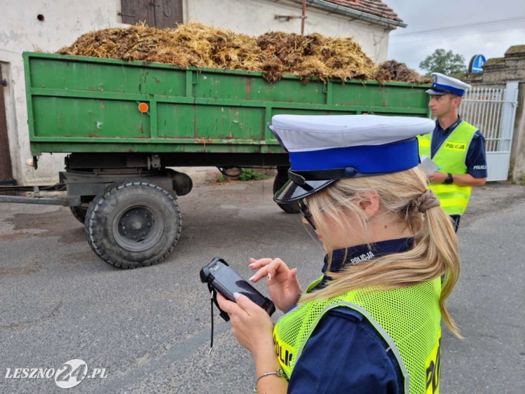 Służby sprawdzały jak pracują rolnicy