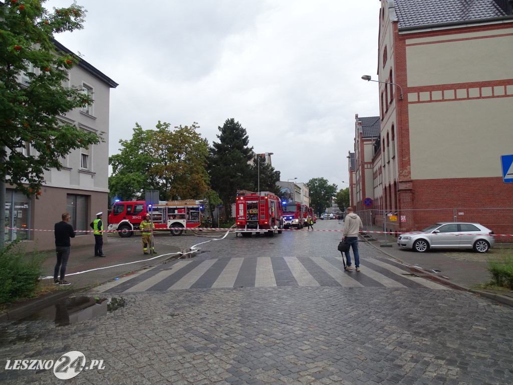 Pożar baru Pastrami Summer w Lesznie