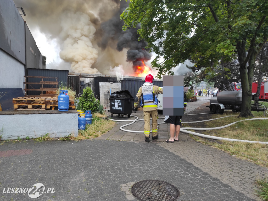 Pożar baru Pastrami Summer w Lesznie