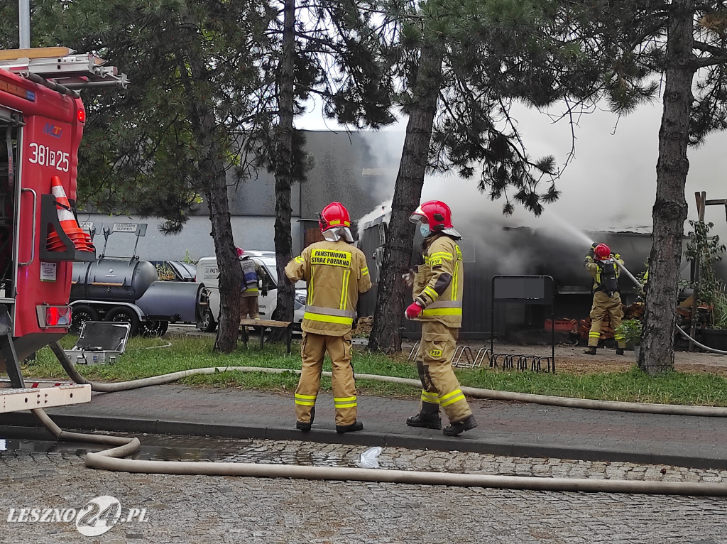 Pożar baru Pastrami Summer w Lesznie