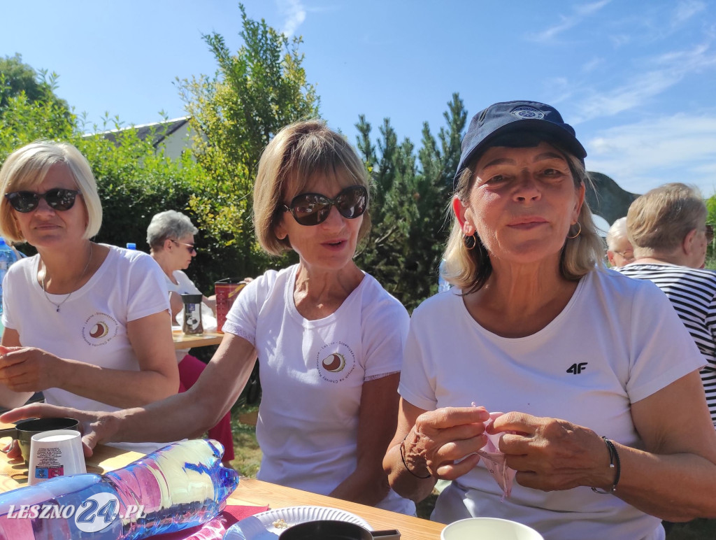 Wakacyjny piknik stowarzyszenia na Grzybowie