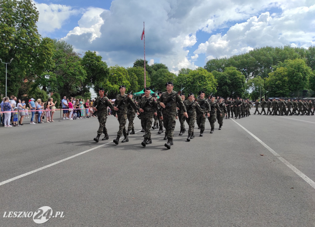 Przysięga wojskowa w Lesznie