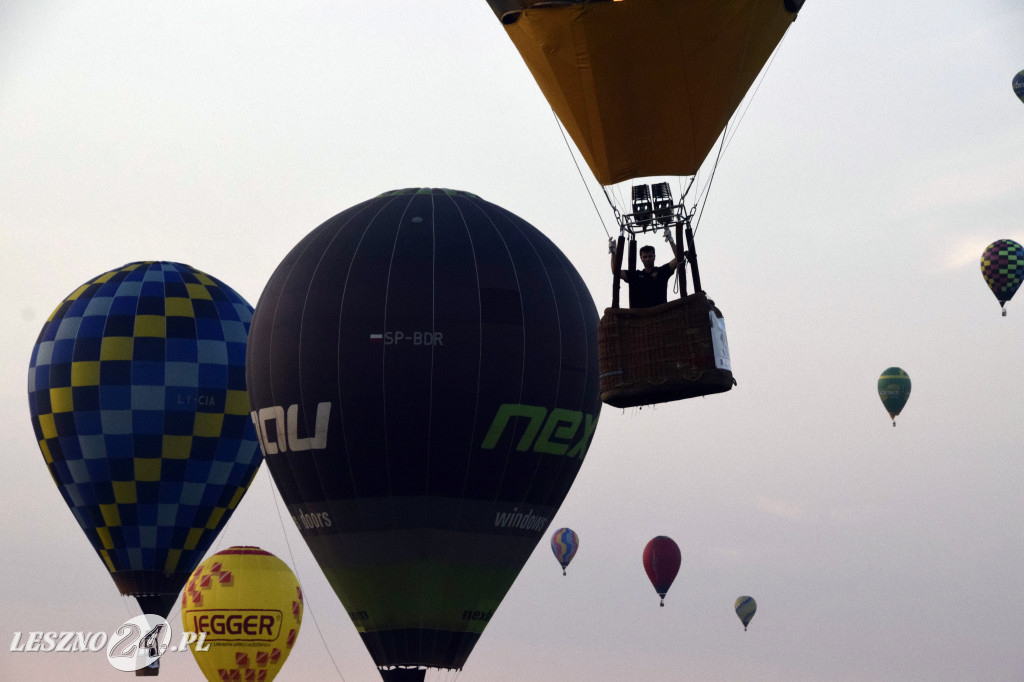 Trudne lądowania podczas pierwszej konkurencji