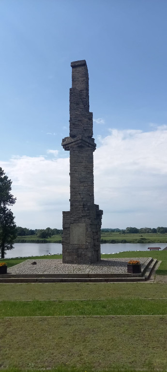 Dopłynął do Szczecina i płynie do Bałtyku