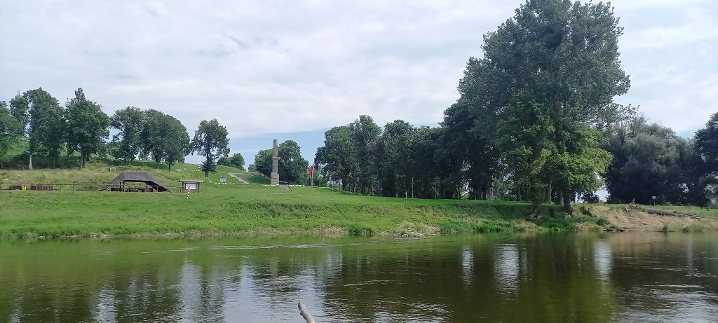 Dopłynął do Szczecina i płynie do Bałtyku