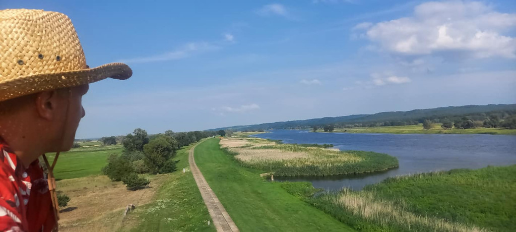 Dopłynął do Szczecina i płynie do Bałtyku