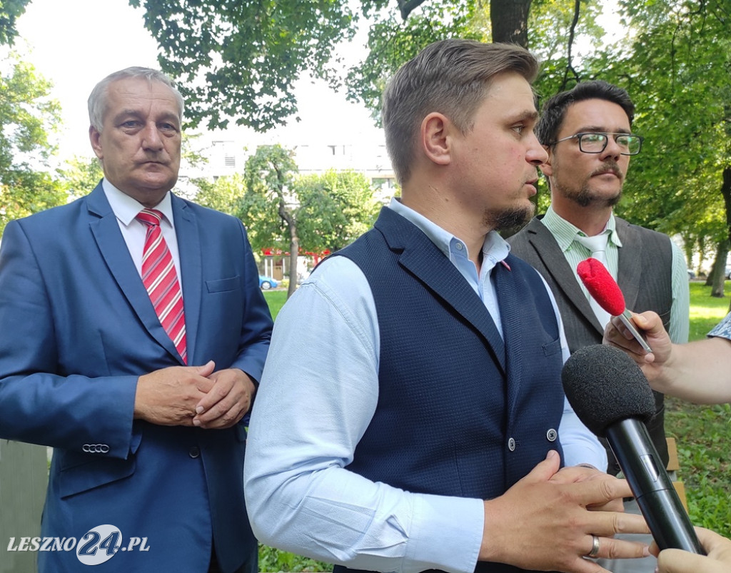 Konferencja prasowa Lewicy w Lesznie