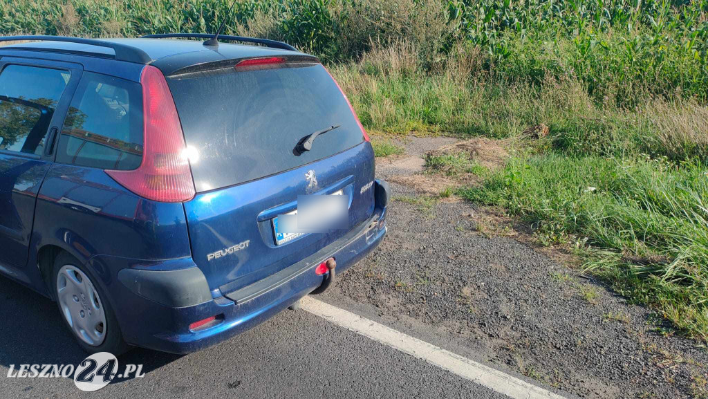 Zderzenie dwóch tirów i peugeota