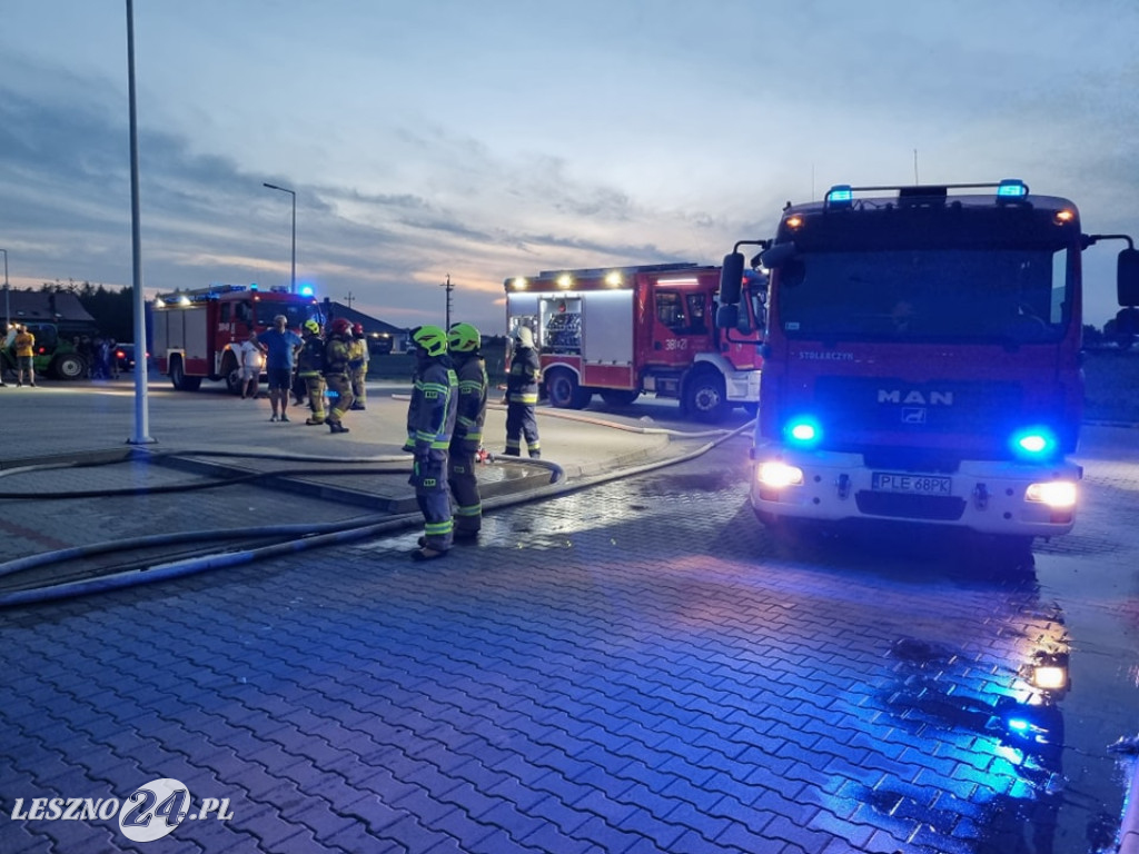 W Święciechowie spalił się samochód