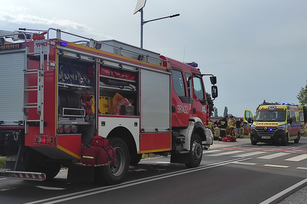 Potrąceni rowerzysta i motorowerzysta