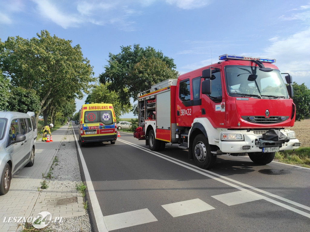 Potrąceni rowerzysta i motorowerzysta
