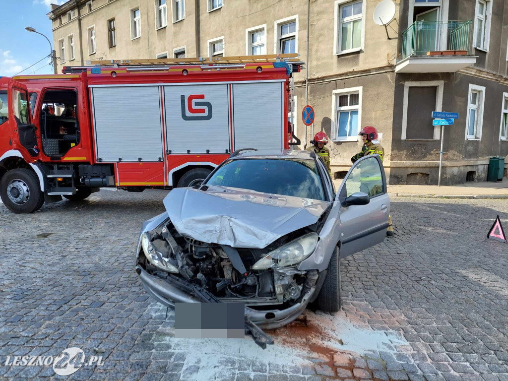 Zderzenie aut w centrum Leszna