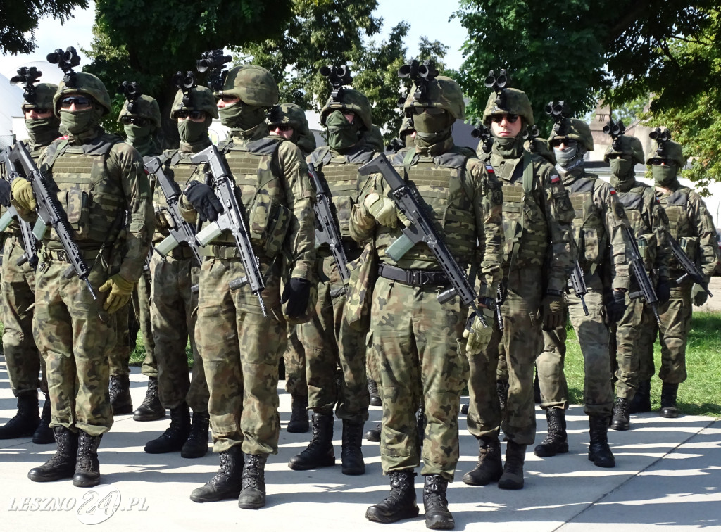 Przysięga WOT w Lesznie i pokaz wojskowy