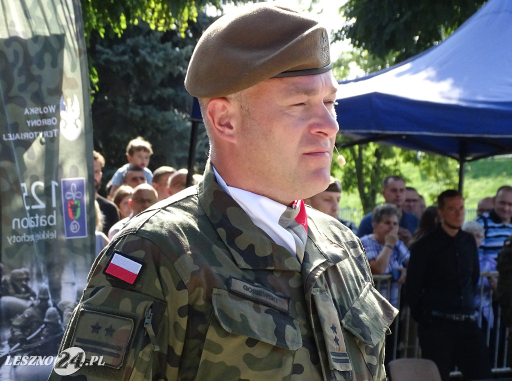 Przysięga WOT w Lesznie i pokaz wojskowy