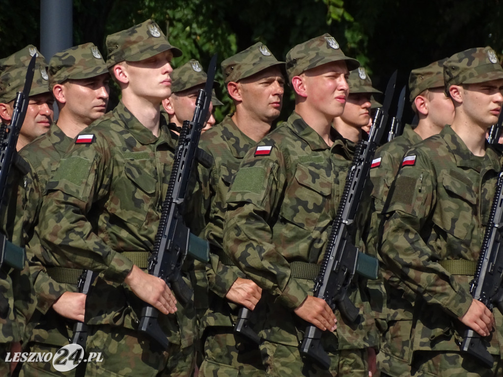 Przysięga WOT w Lesznie i pokaz wojskowy