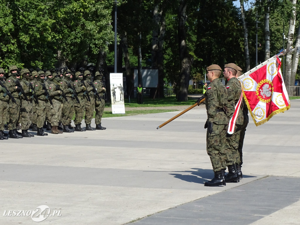 Przysięga WOT w Lesznie i pokaz wojskowy