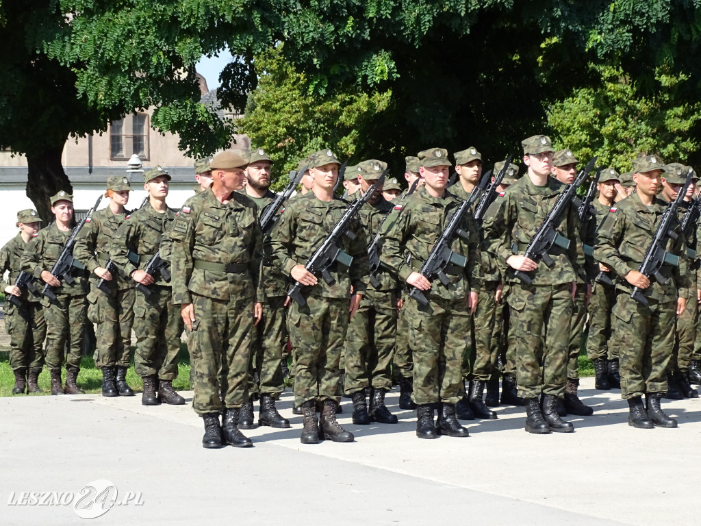 Przysięga WOT w Lesznie i pokaz wojskowy