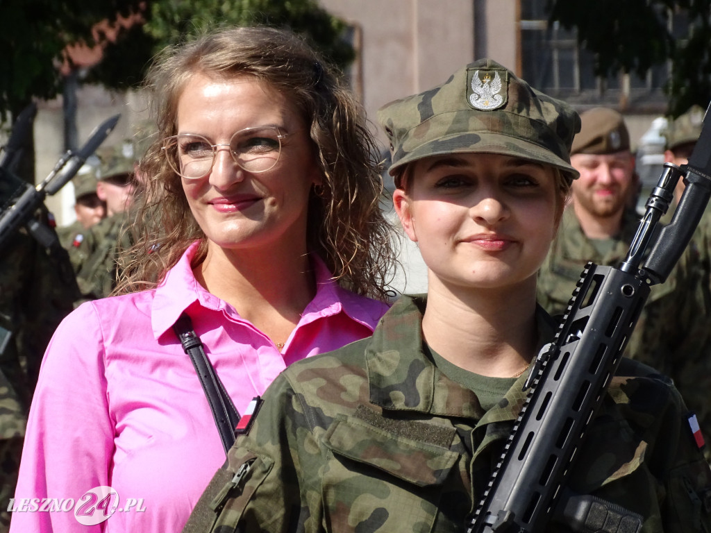 Przysięga WOT w Lesznie i pokaz wojskowy