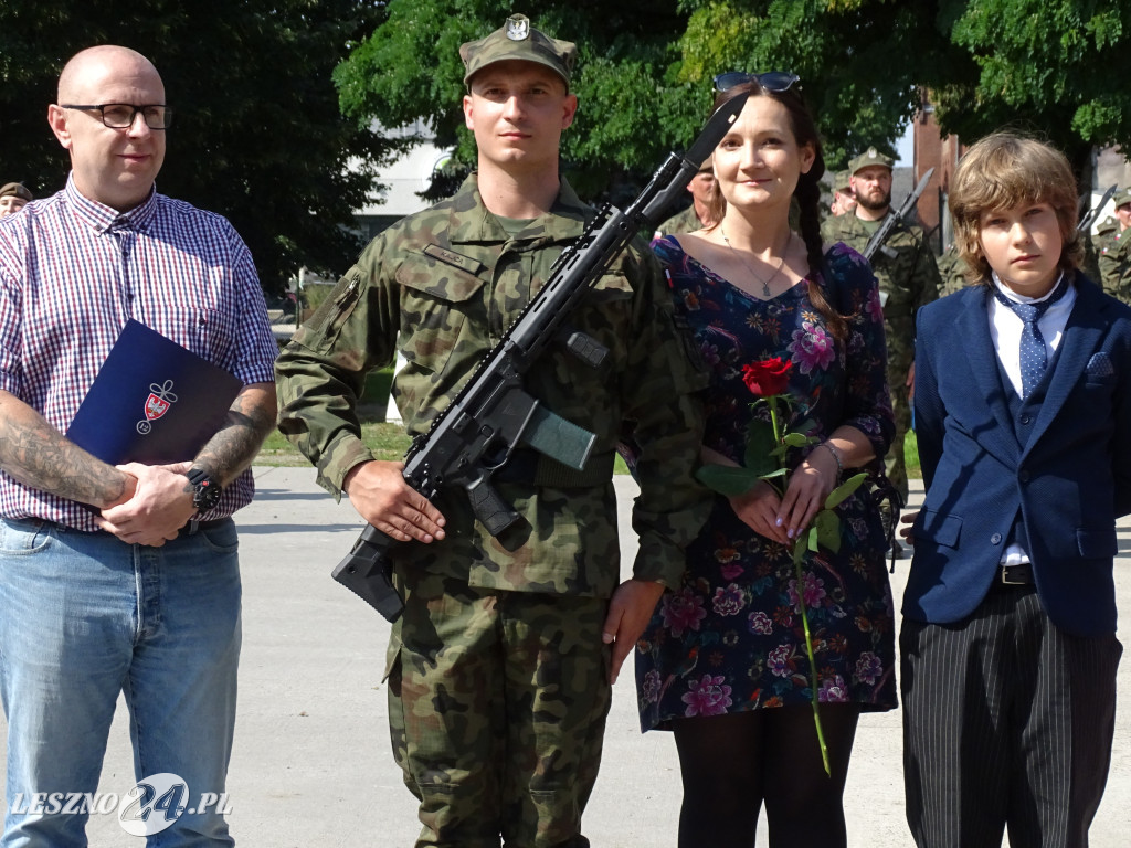 Przysięga WOT w Lesznie i pokaz wojskowy