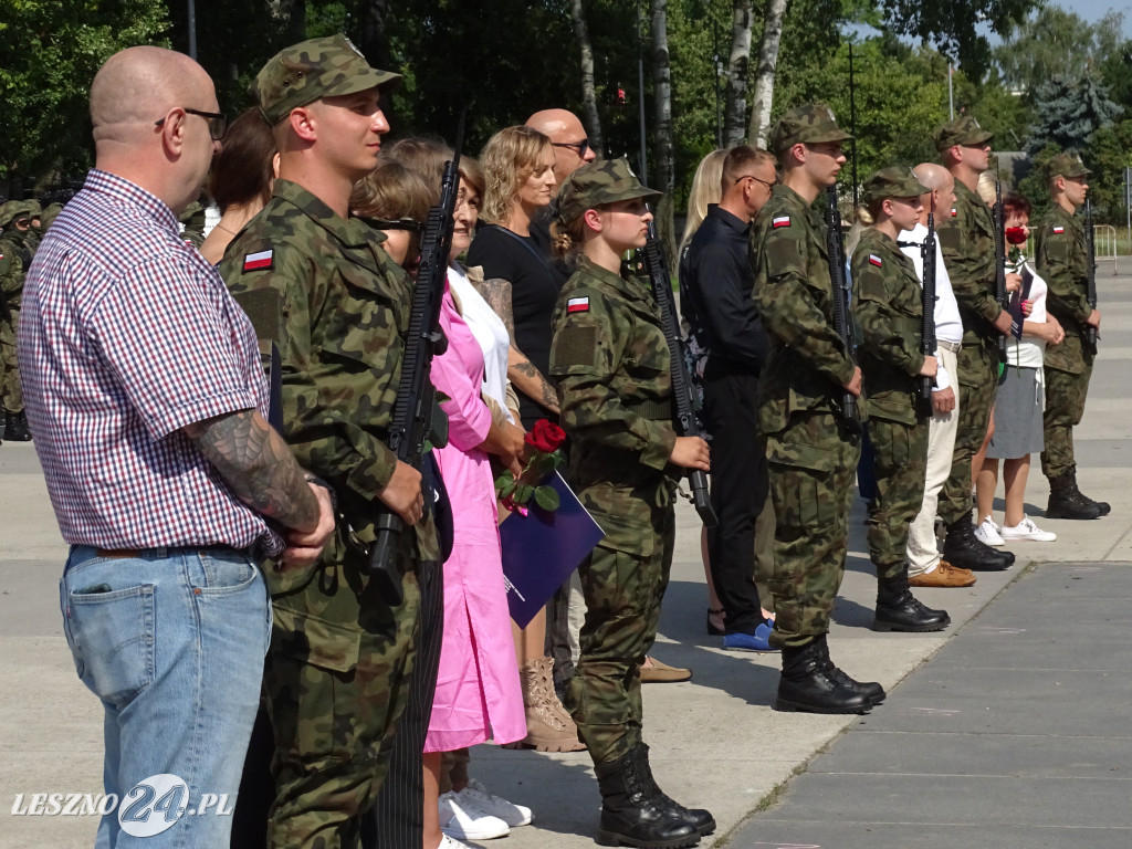 Przysięga WOT w Lesznie i pokaz wojskowy