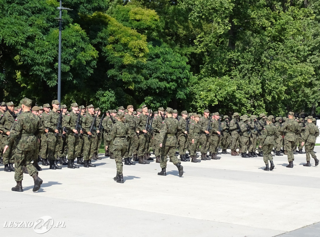 Przysięga WOT w Lesznie i pokaz wojskowy